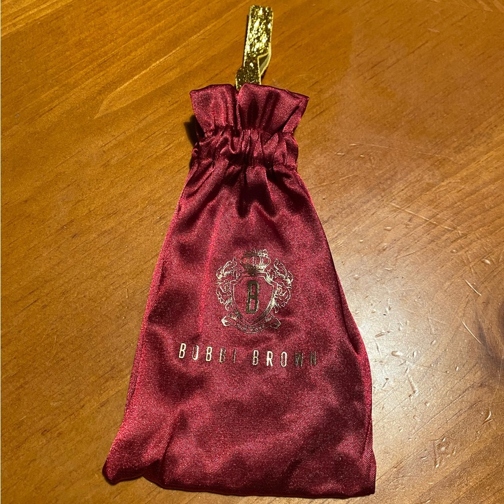 Bobbi Brown Pouch